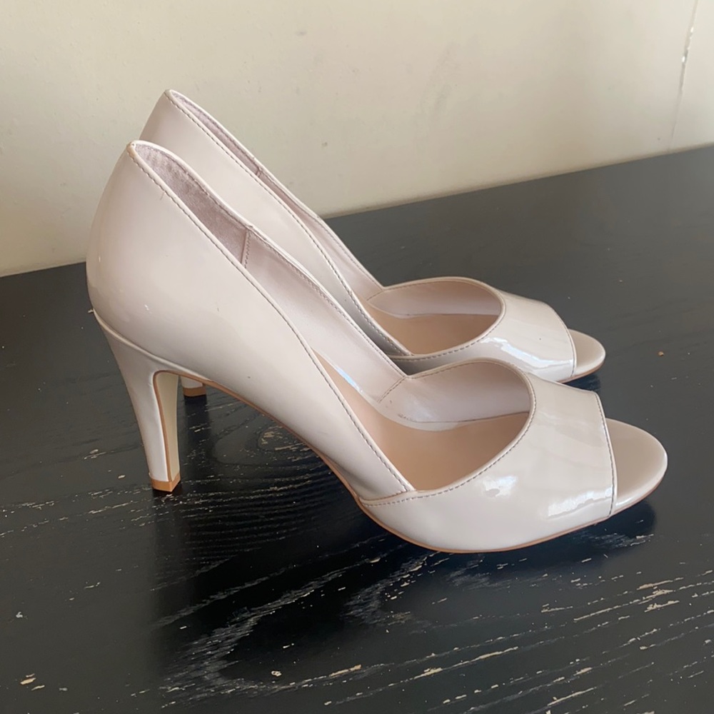 Kelly & Katie Tibalt Beige Nude Open Toe Heels Size 8.5